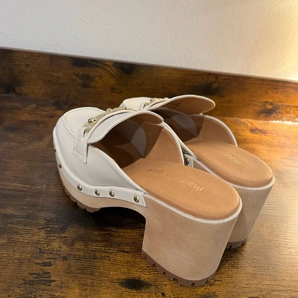Madden Girl Cream Platform Mules with Gold Studs - Picture 4 of 5
